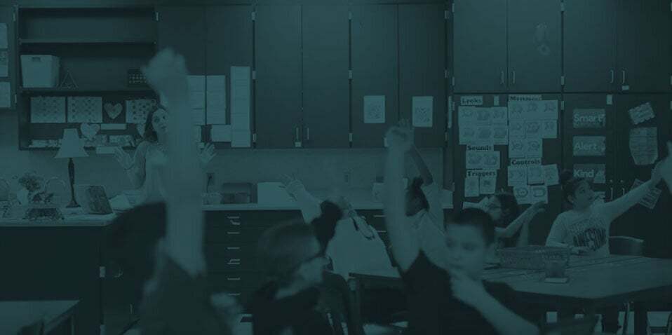 classroom-hands-raised-bg